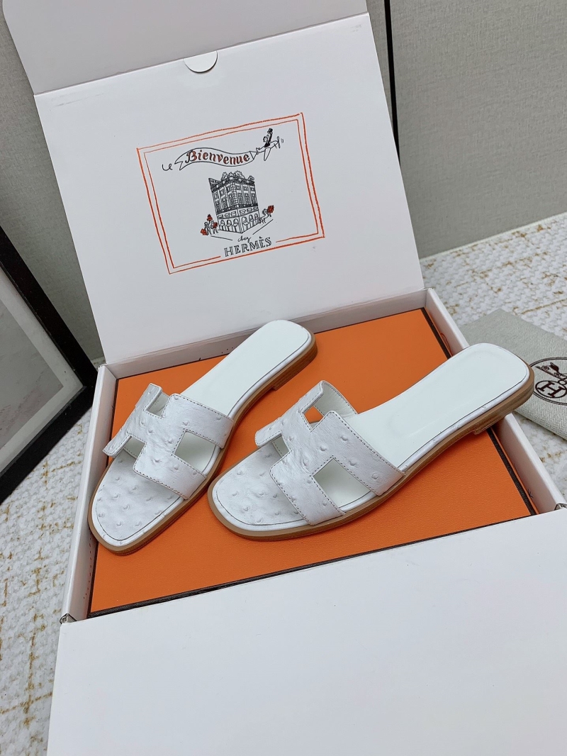 H**me5 slippers